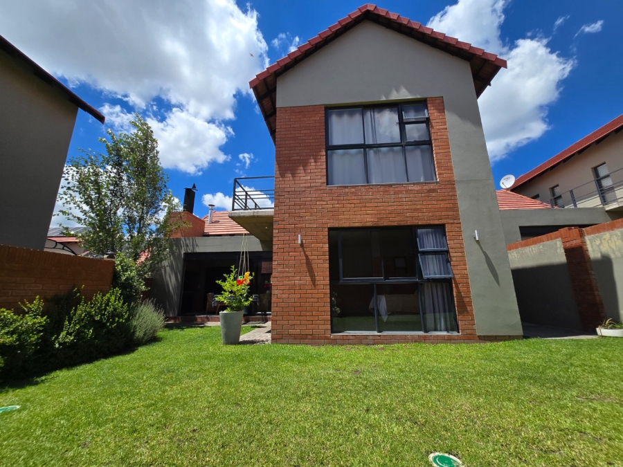 3 Bedroom Property for Sale in Wild Olive Estate Free State